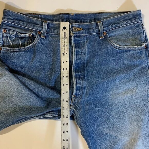 Levi's Men's 501 Classic 5 Pocket Cotton Denim Straight Leg Denim Jeans SIze 38 - Picture 12 of 13